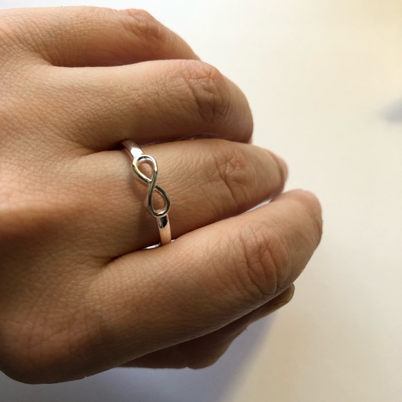 🔘5 For 25$ Dainty Infinity Ring - Picture 2 of 2
